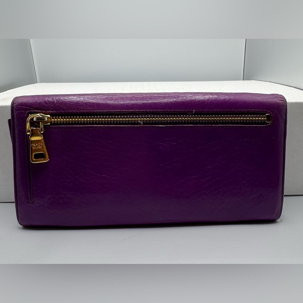 Gorgeous Authentic (COA included) Purple Prada Milano Wallet Preloved - Picture 2 of 16